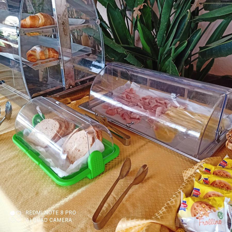 Paradiso Hotel Ristorante Riaci Capo Kültér fotó