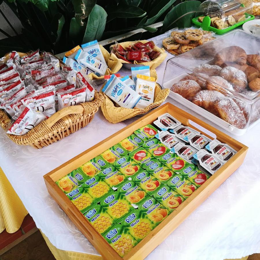 Paradiso Hotel Ristorante Riaci Capo Kültér fotó