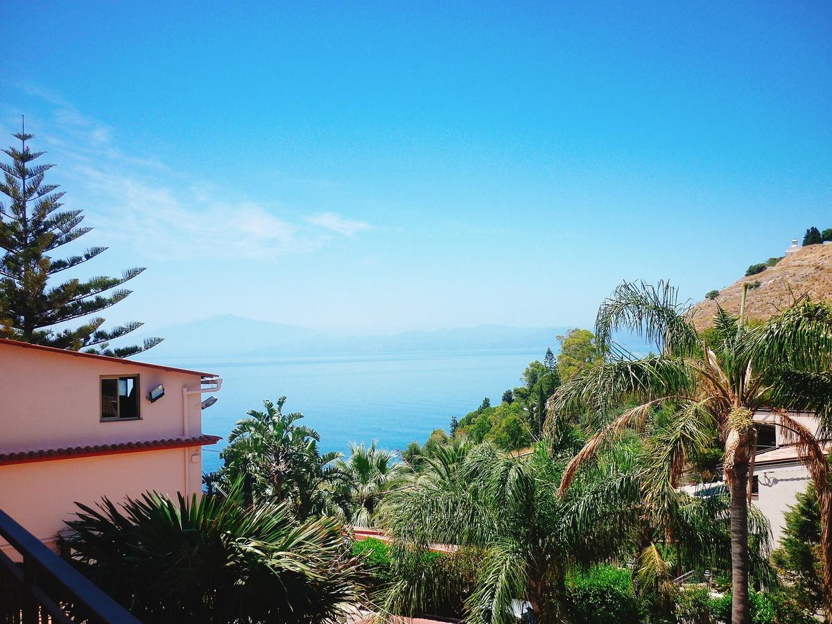 Paradiso Hotel Ristorante Riaci Capo Kültér fotó