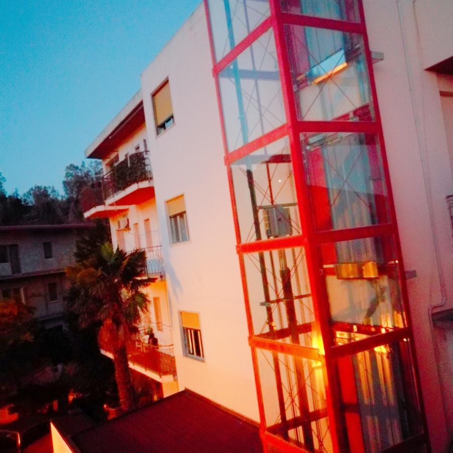 Paradiso Hotel Ristorante Riaci Capo Kültér fotó