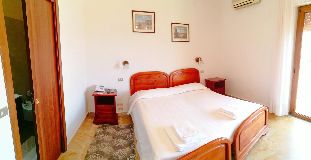Paradiso Hotel Ristorante Riaci Capo Kültér fotó